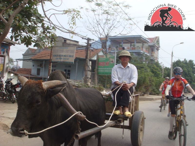Phnom Penh Cycling To Sihanouk Ville Beach – 4 days